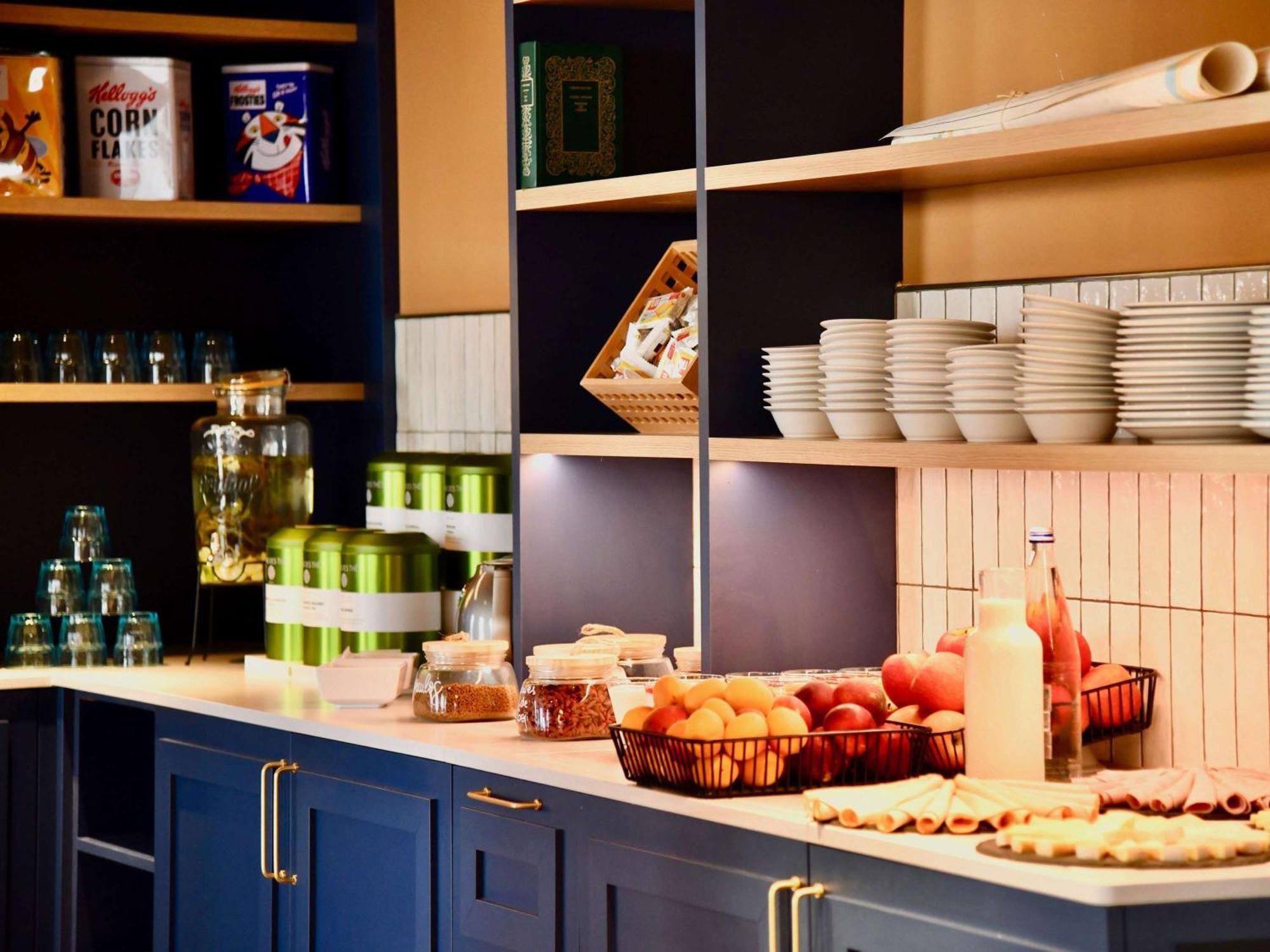 Отель Ibis Styles Nantes Reze Aeroport Экстерьер фото