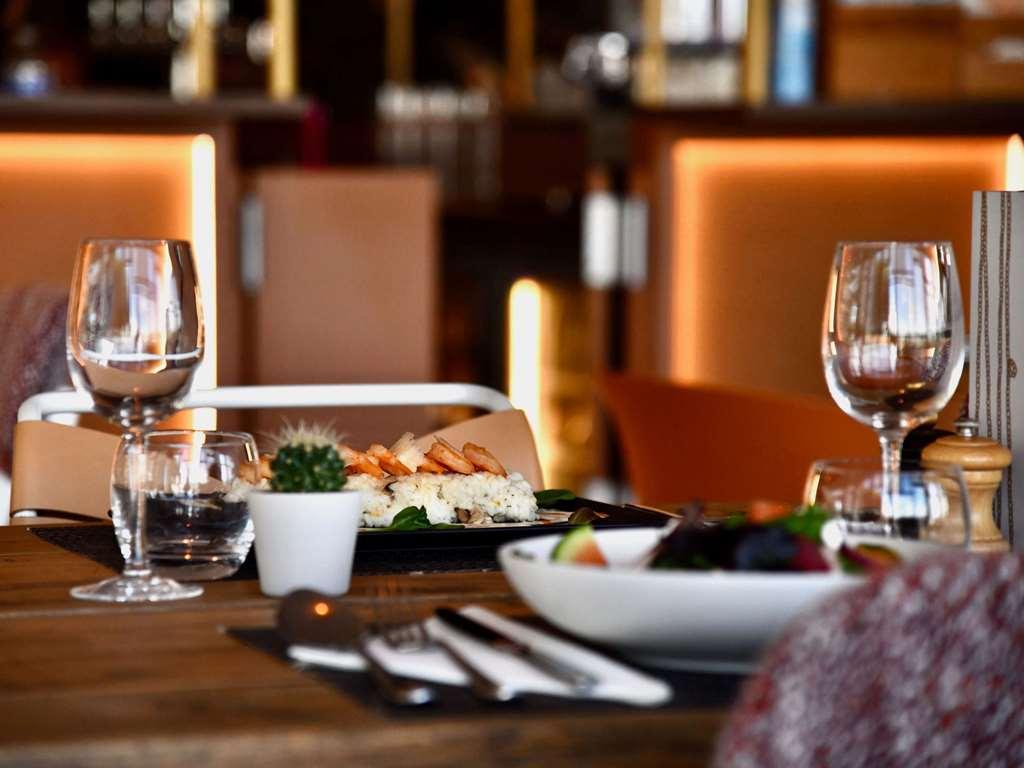 Отель Ibis Styles Nantes Reze Aeroport Экстерьер фото