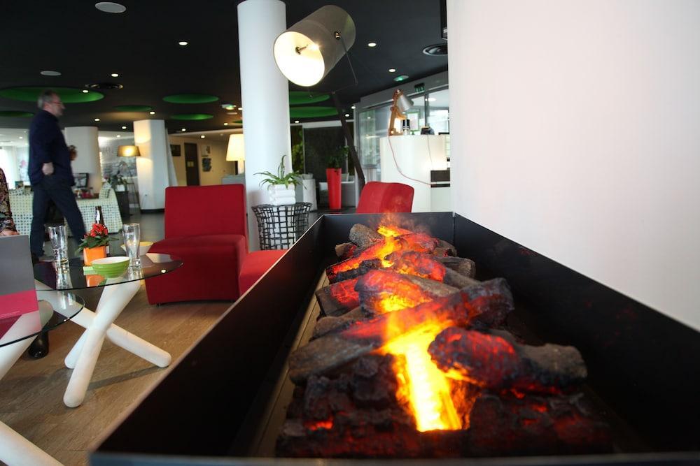 Отель Ibis Styles Nantes Reze Aeroport Экстерьер фото